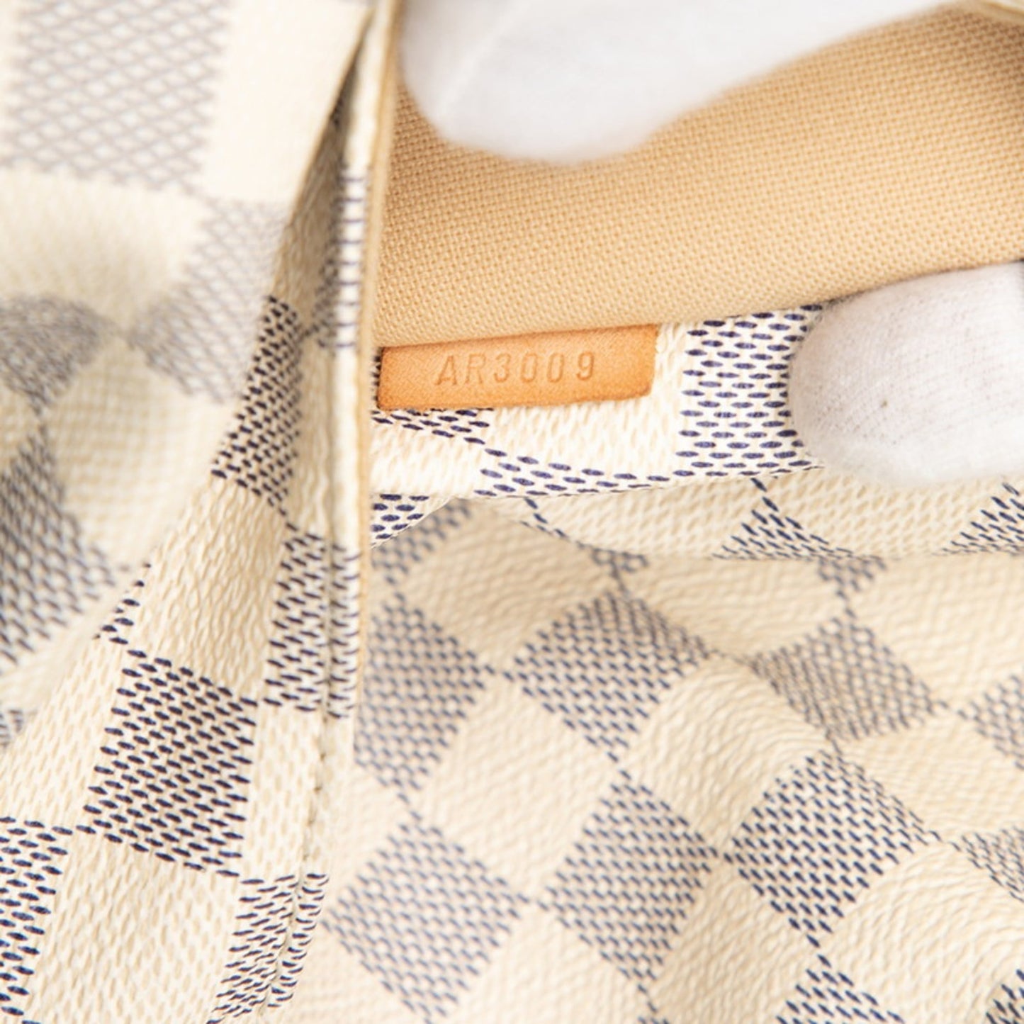 Louis Vuitton Ivory White Leather Pvc Shoulder Bag Tote Bag (Pre-Owned)