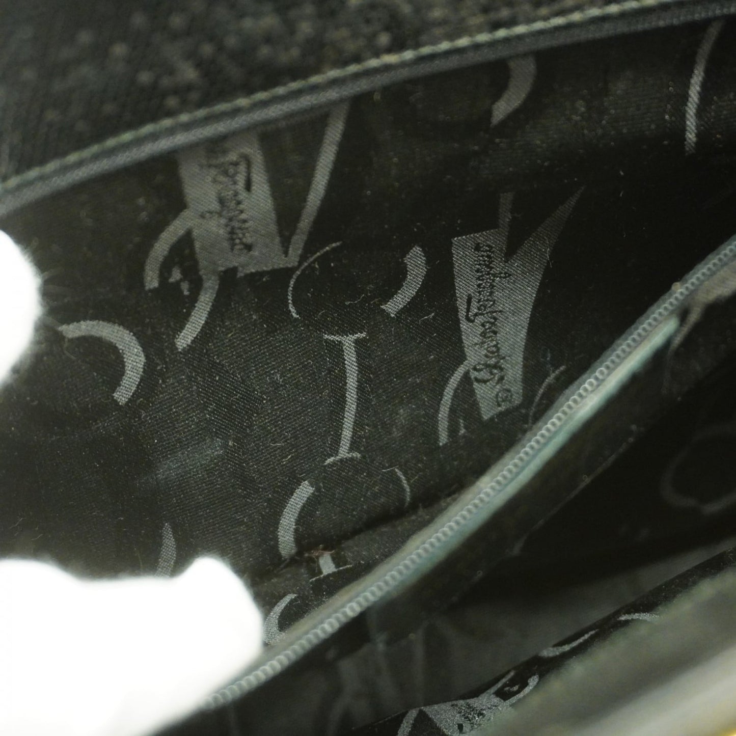 Salvatore Ferragamo Black Leather Tote Bag (Pre-Owned)