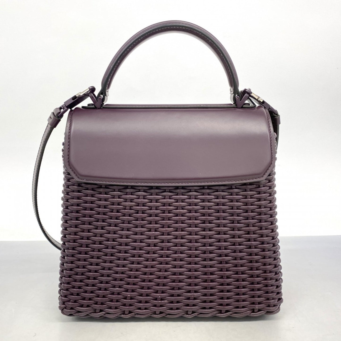 Salvatore Ferragamo Purple Leather Handbag (Pre-Owned)