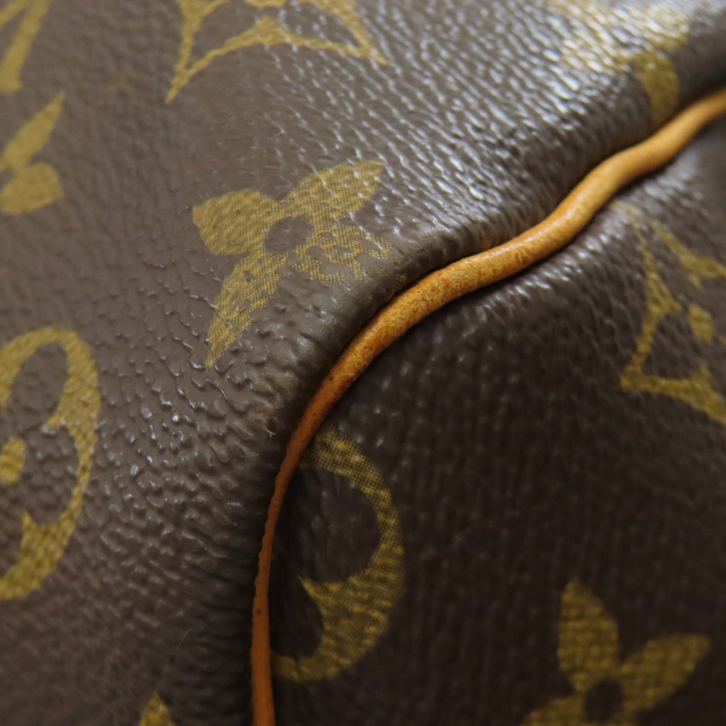 Louis Vuitton Brown Monogram Monogram Shoulder Bag (Pre-Owned)