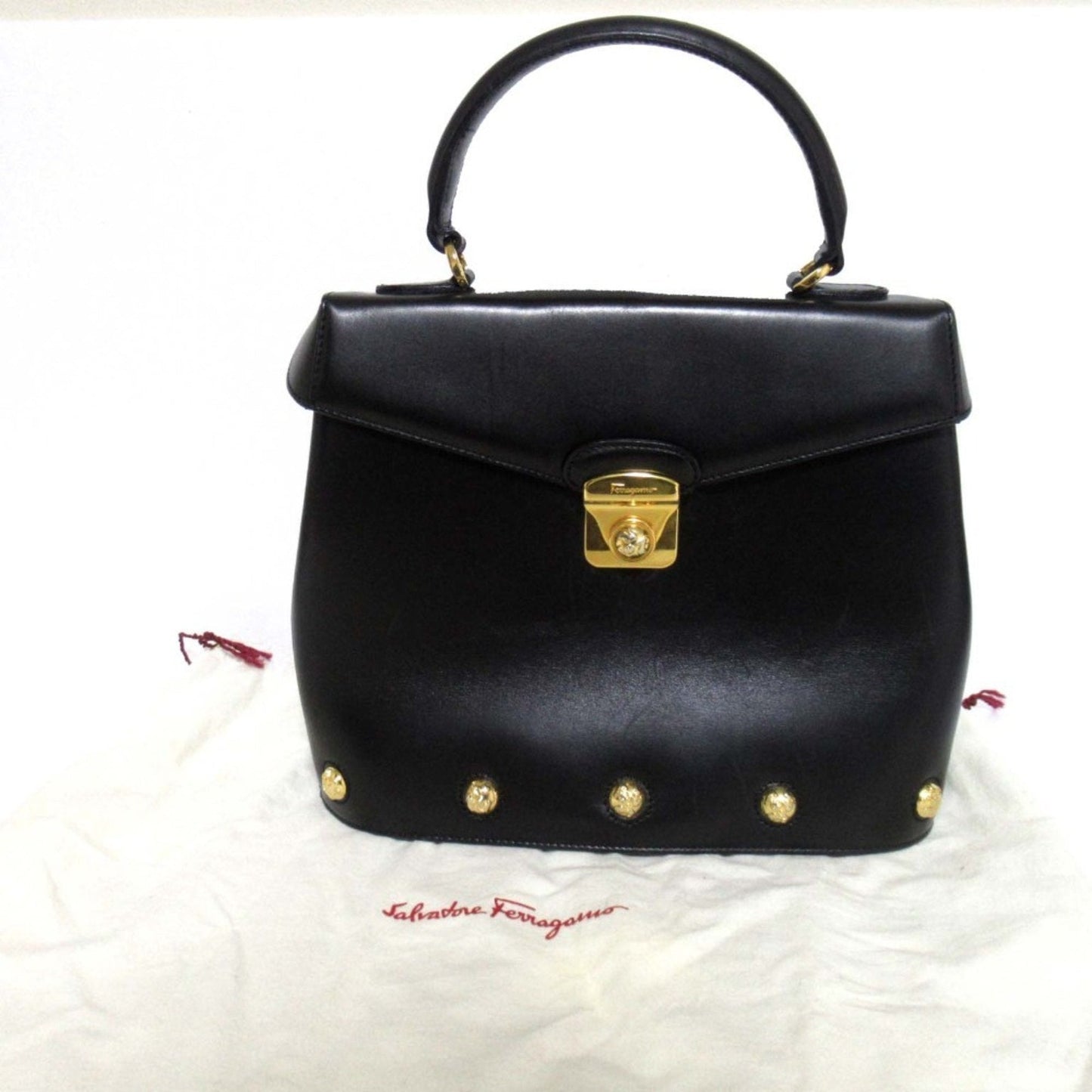 Salvatore Ferragamo Black Leather Handbag Shoulder Bag (Pre-Owned)