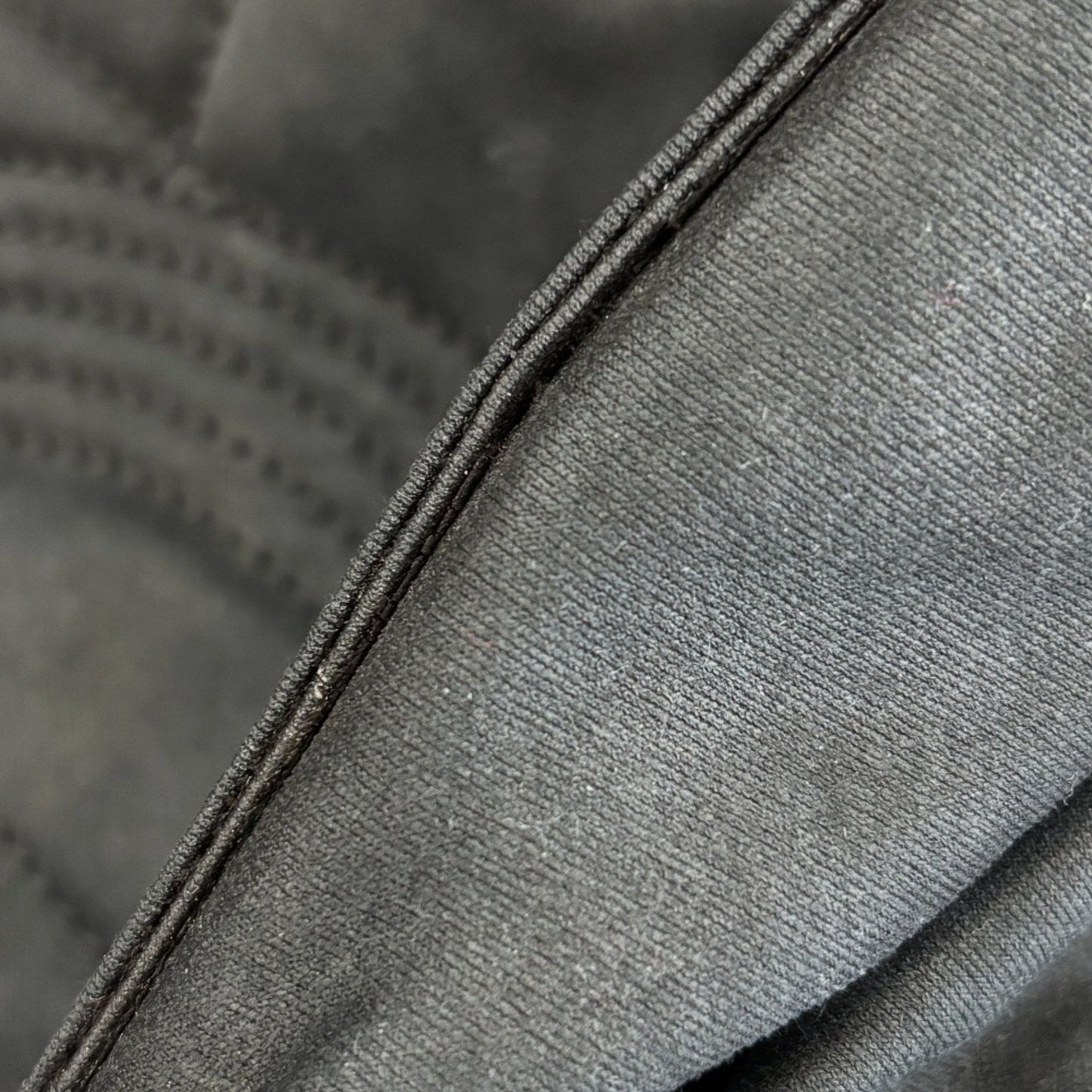 Chanel Black Tote Bag (Pre-Owned)