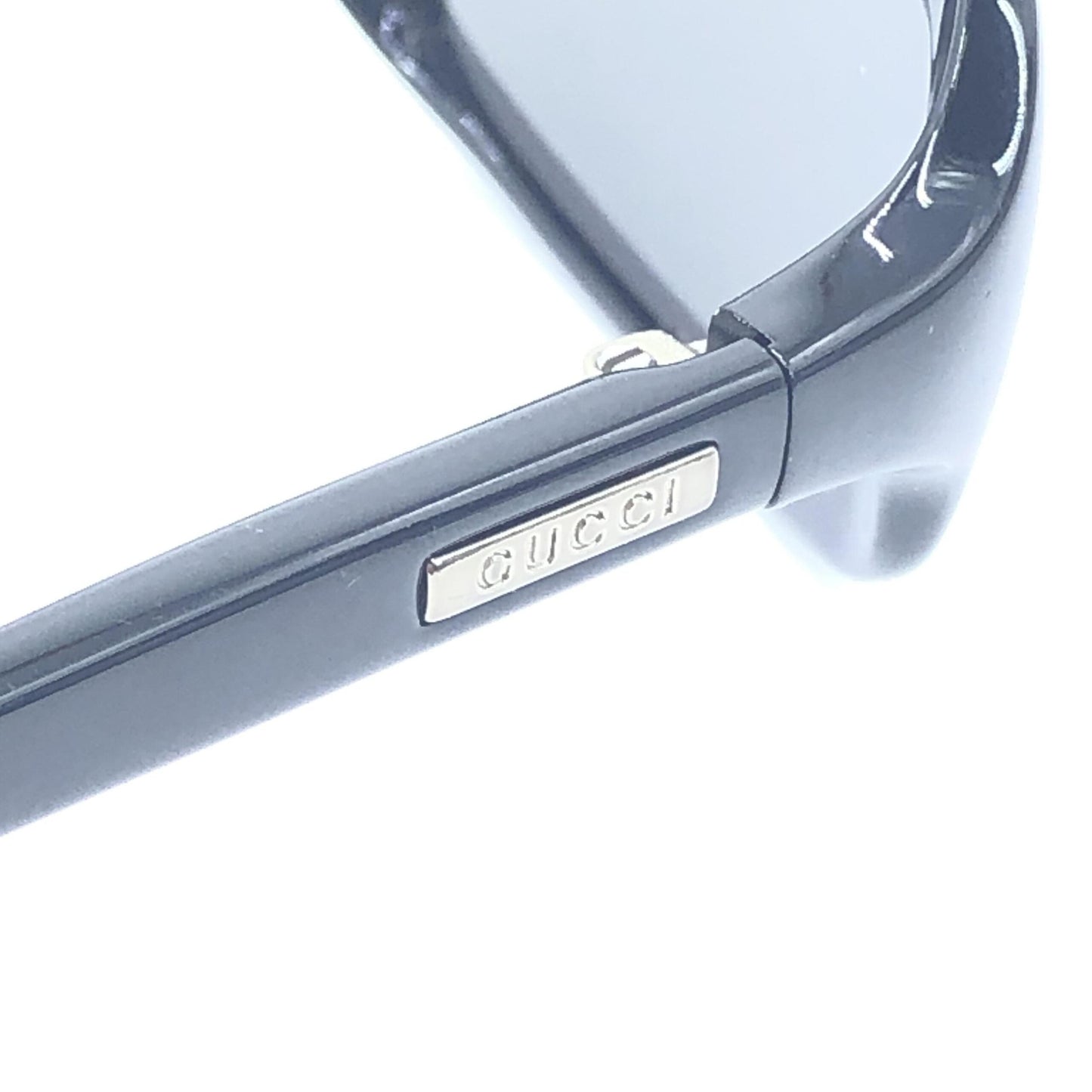 Gucci Black Sunglasses With Tinted Women's Lenses (Pre-Owned)