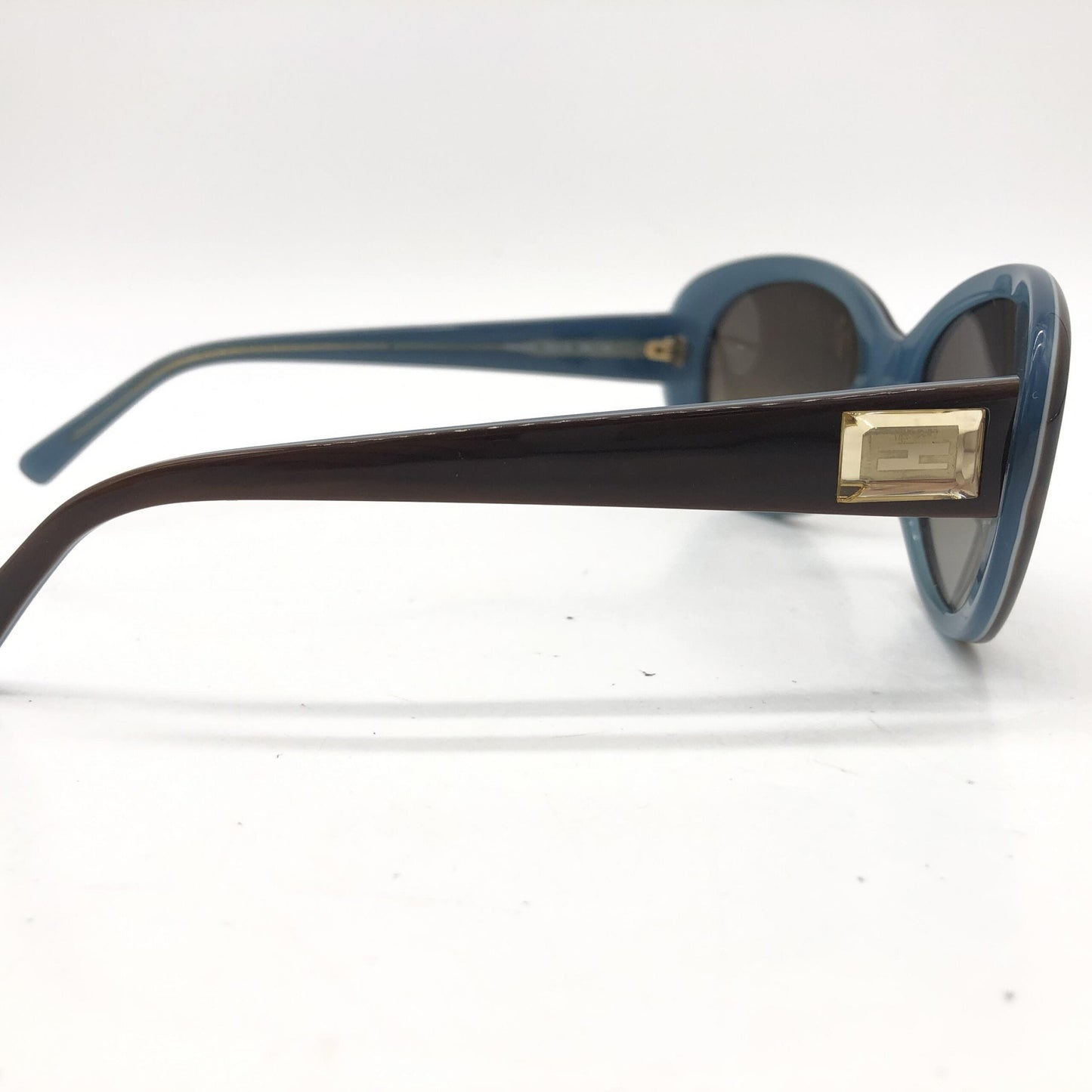 Fendi Oversized Cat-Eye Sunglasses In Women's Tortoise (Pre-Owned)