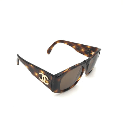Chanel Vintage Classic Tortoise Women's Sunglasses (Pre-Owned)