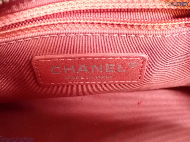 Chanel Gabrielle Hobo Chevron Aged Calfskin Black Leather Shoulder Bag Bag (Pre-Owned)