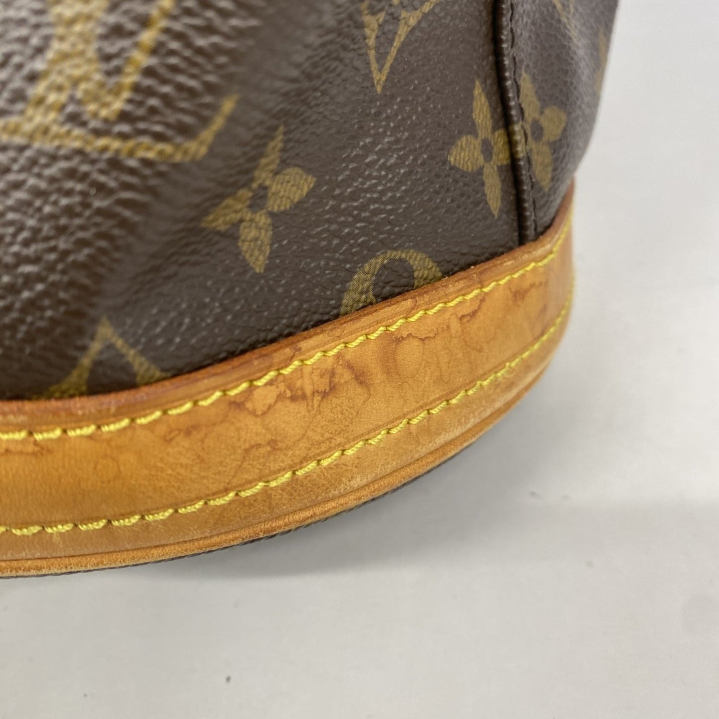 Louis Vuitton Brown Tote Bag (Pre-Owned)