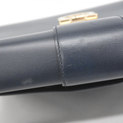 Salvatore Ferragamo Black Leather Shoulder Bag (Pre-Owned)