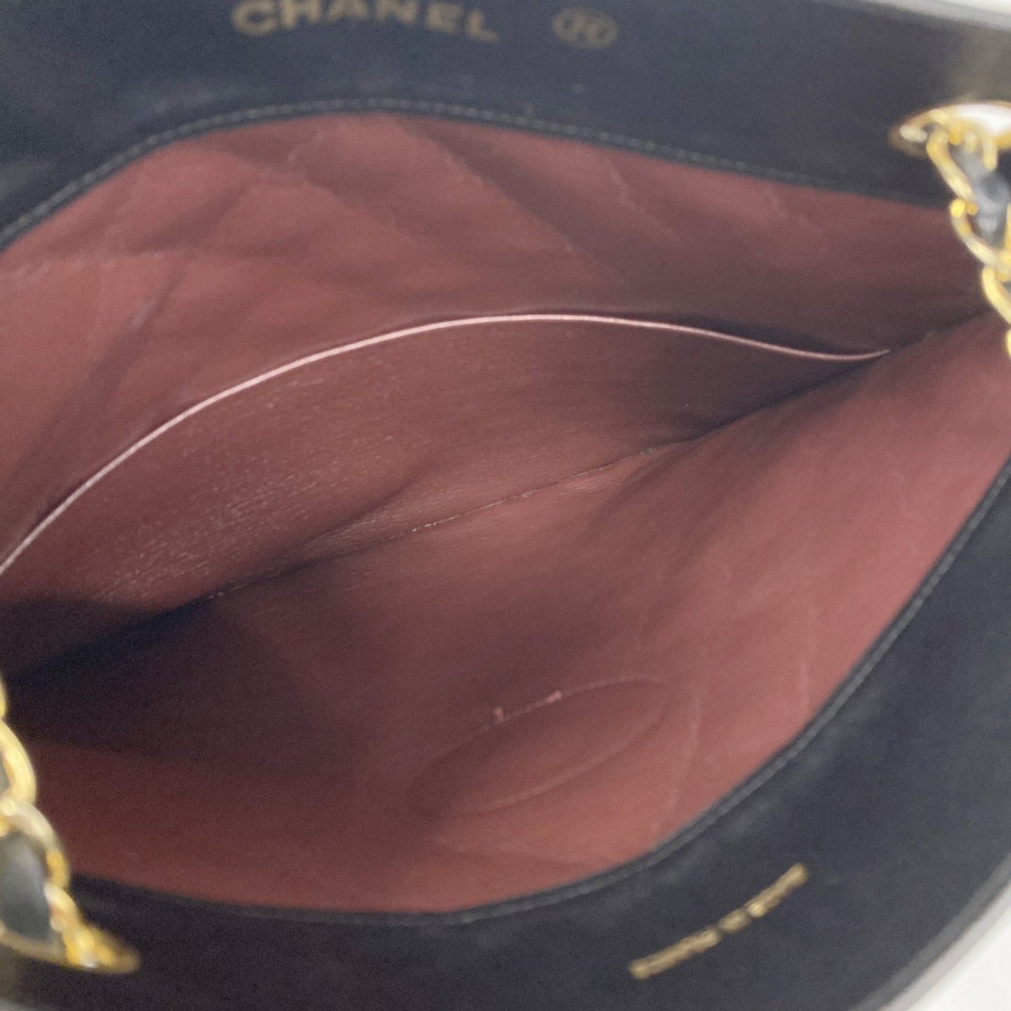 Chanel Black Leather Tote Bag (Pre-Owned)