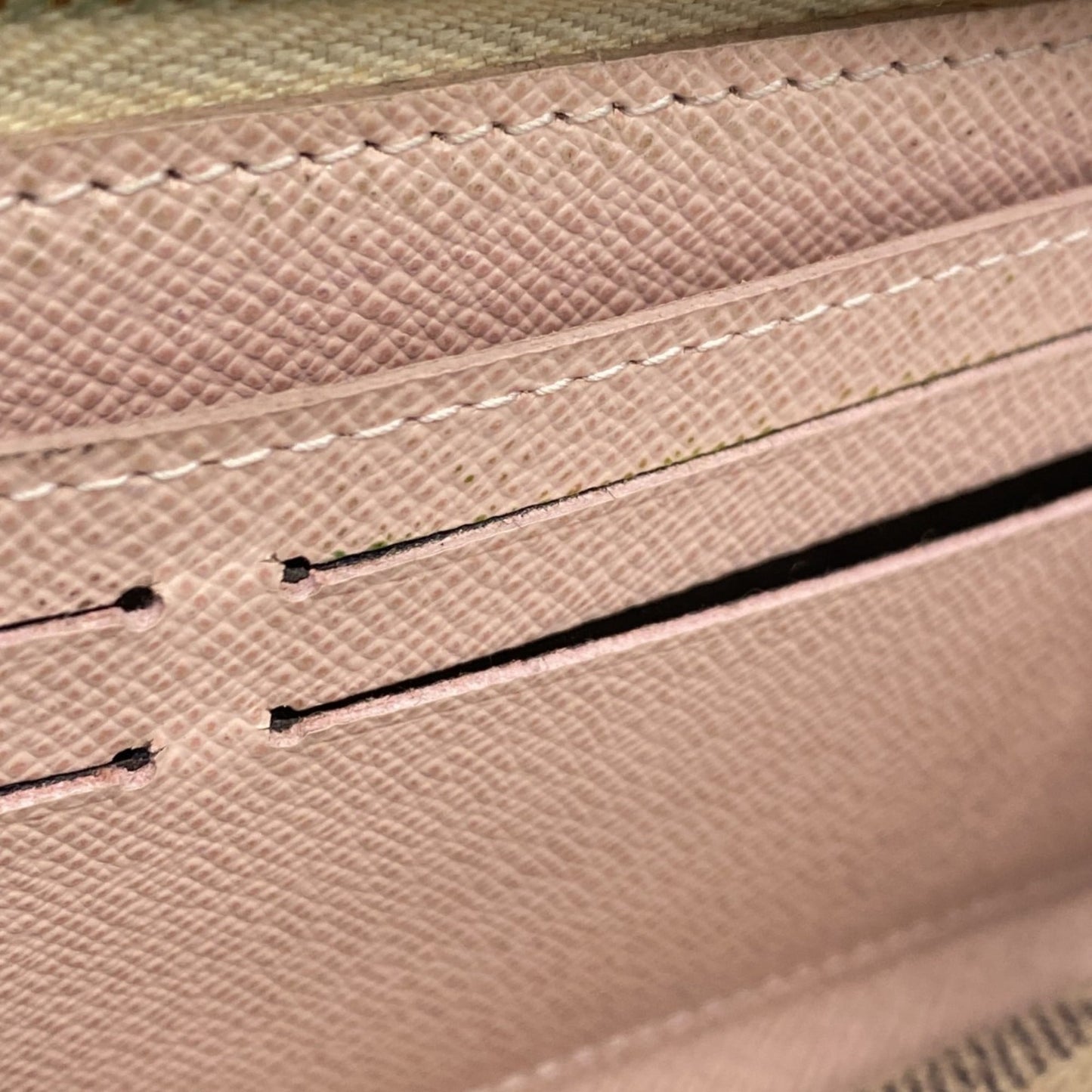 Louis Vuitton Rose Ballerine Long Wallet (Bi-Fold) (Pre-Owned)