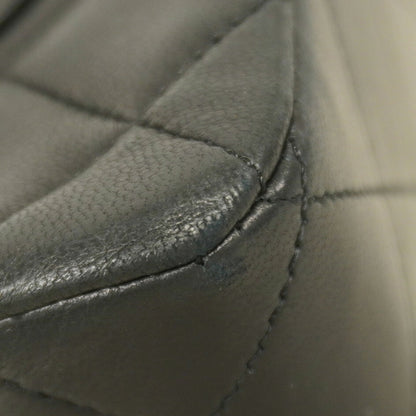 Chanel Black Leather Shoulder Bag (Pre-Owned)