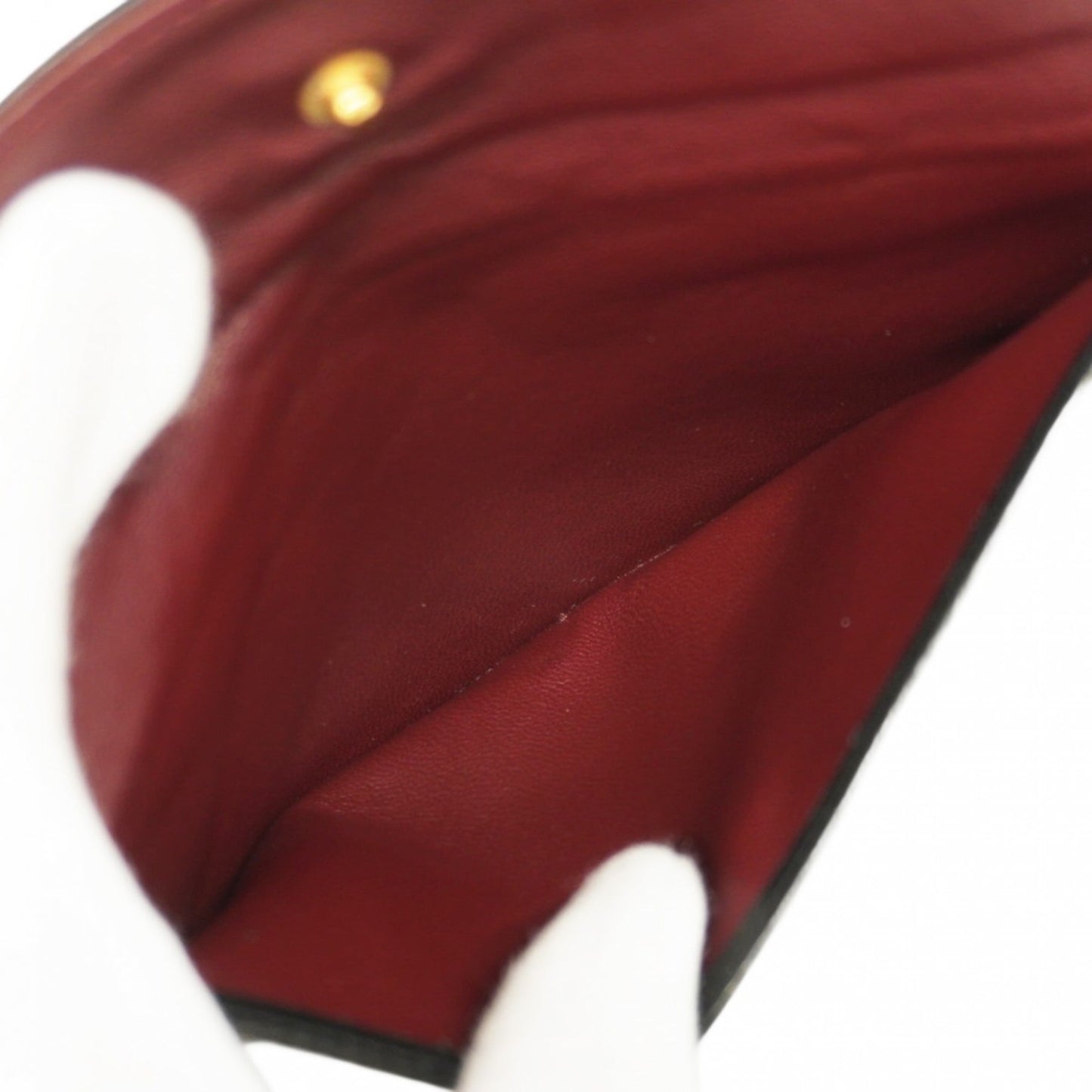 Chanel Black Leather Shoulder Bag (Pre-Owned)