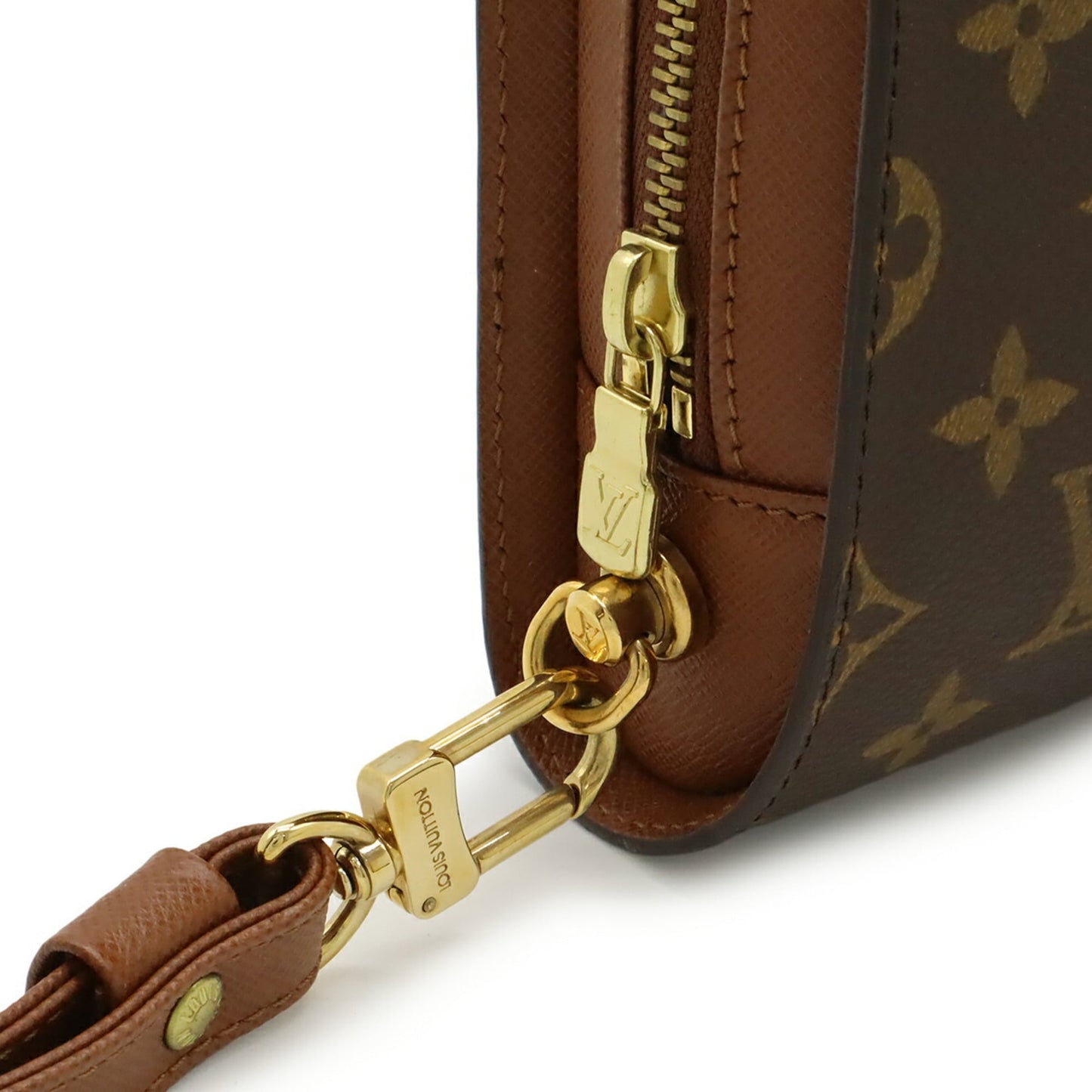 Louis Vuitton Brown Pvc Clutch Bag Handbag (Pre-Owned)