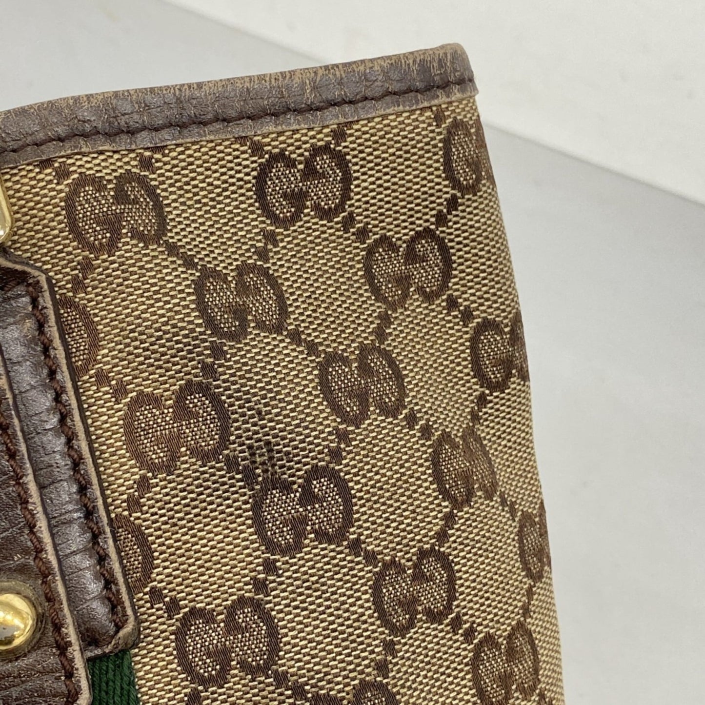 Gucci Brown Canvas Handbag (Pre-Owned)