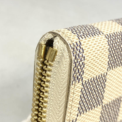 Louis Vuitton White Long Wallet (Bi-Fold) (Pre-Owned)