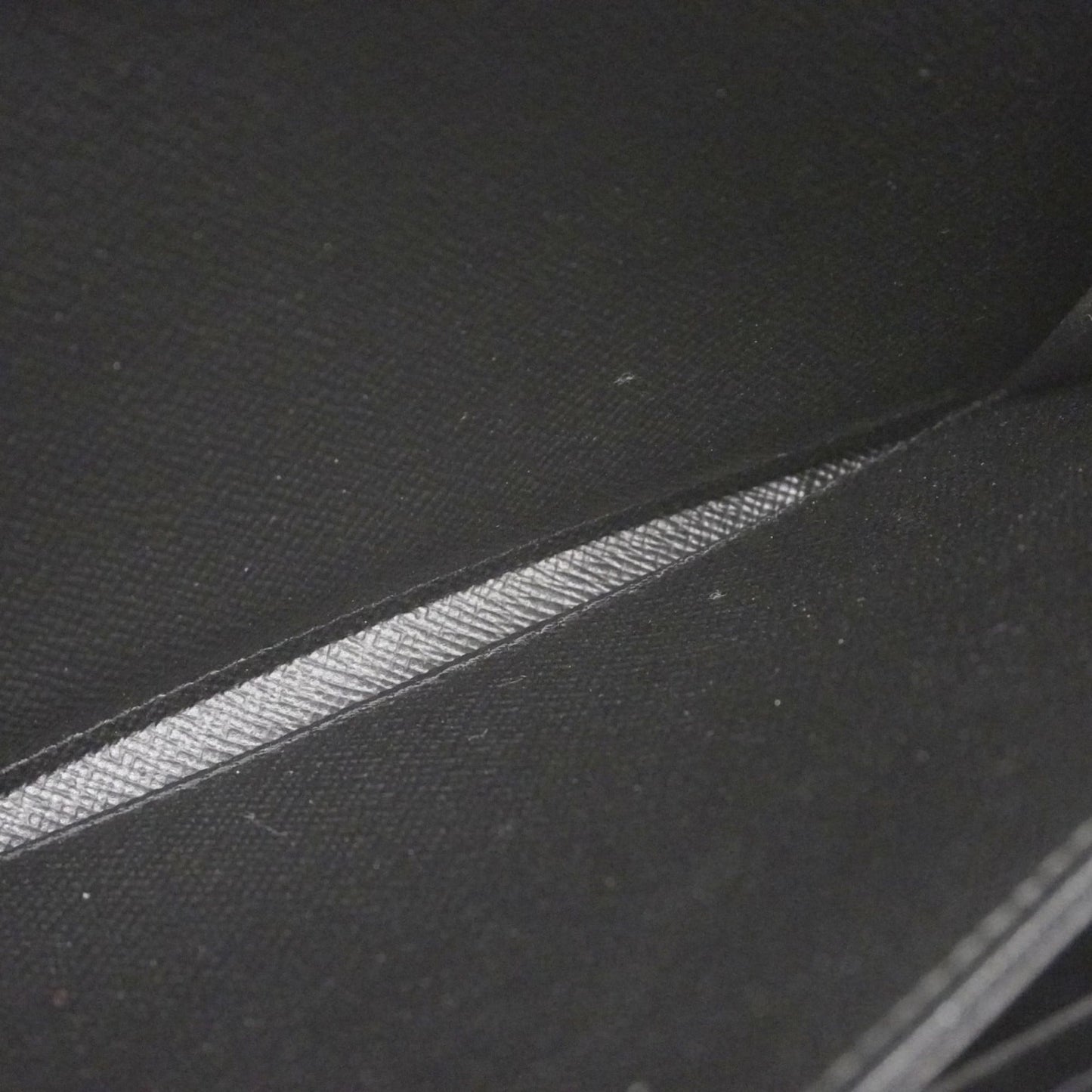 Louis Vuitton Noir Long Wallet (Bi-Fold) (Pre-Owned)