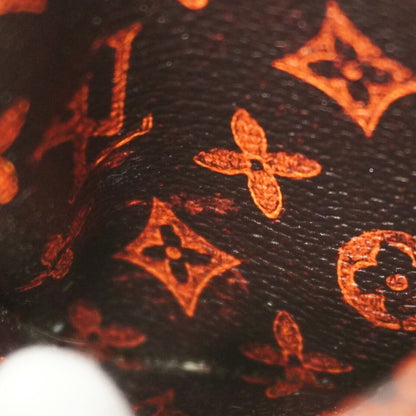 Louis Vuitton Brown Shoulder Bag (Pre-Owned)