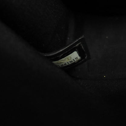 Chanel Matelasse Black Leather Shoulder Bag (Pre-Owned)