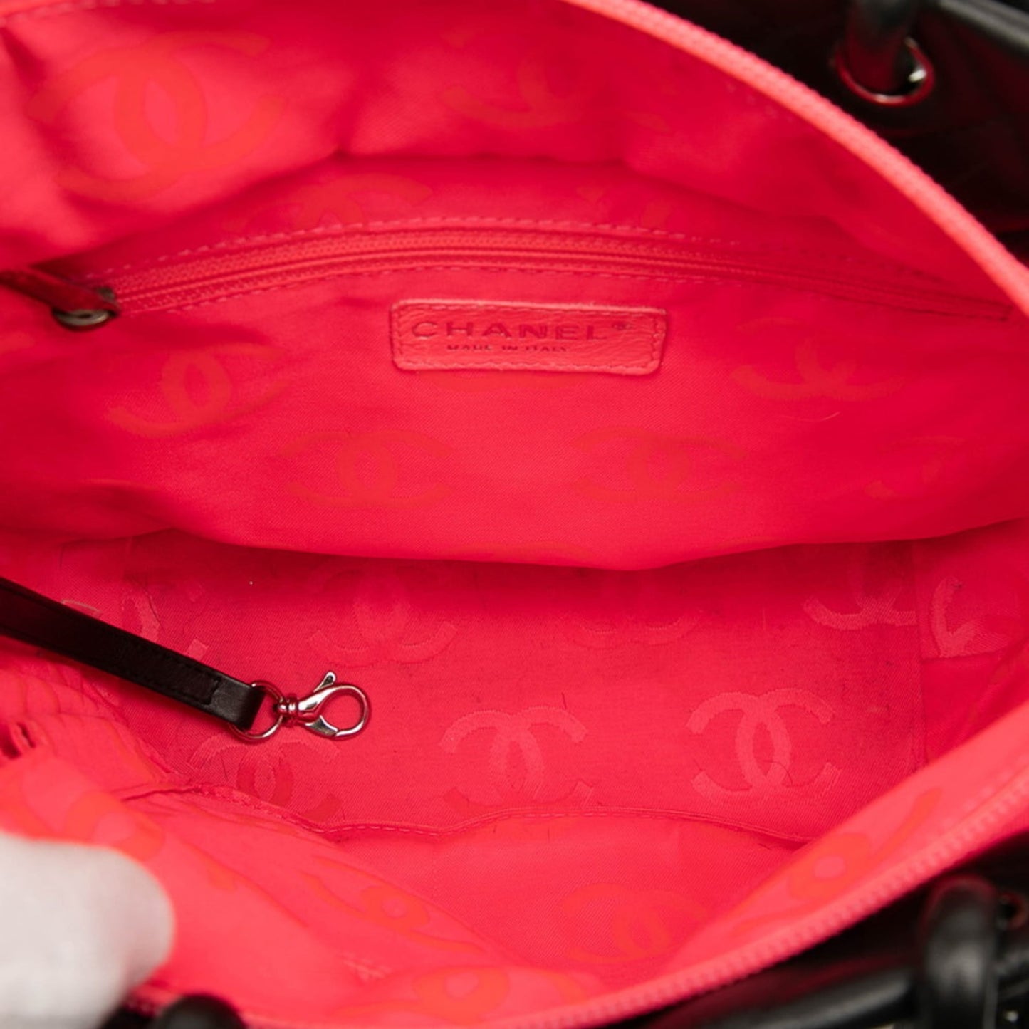 Chanel Black White Leather Handbag Tote Bag (Pre-Owned)