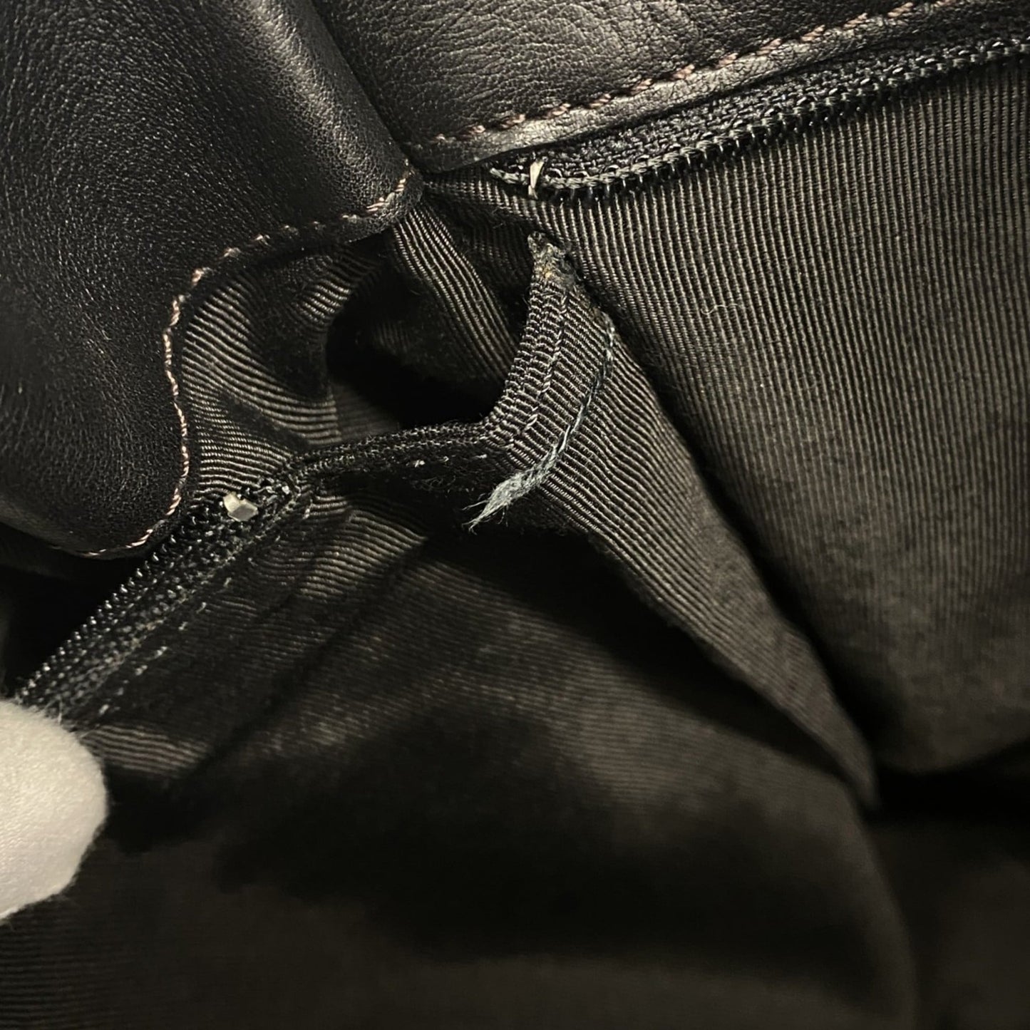 Chanel Black Leather Tote Bag (Pre-Owned)