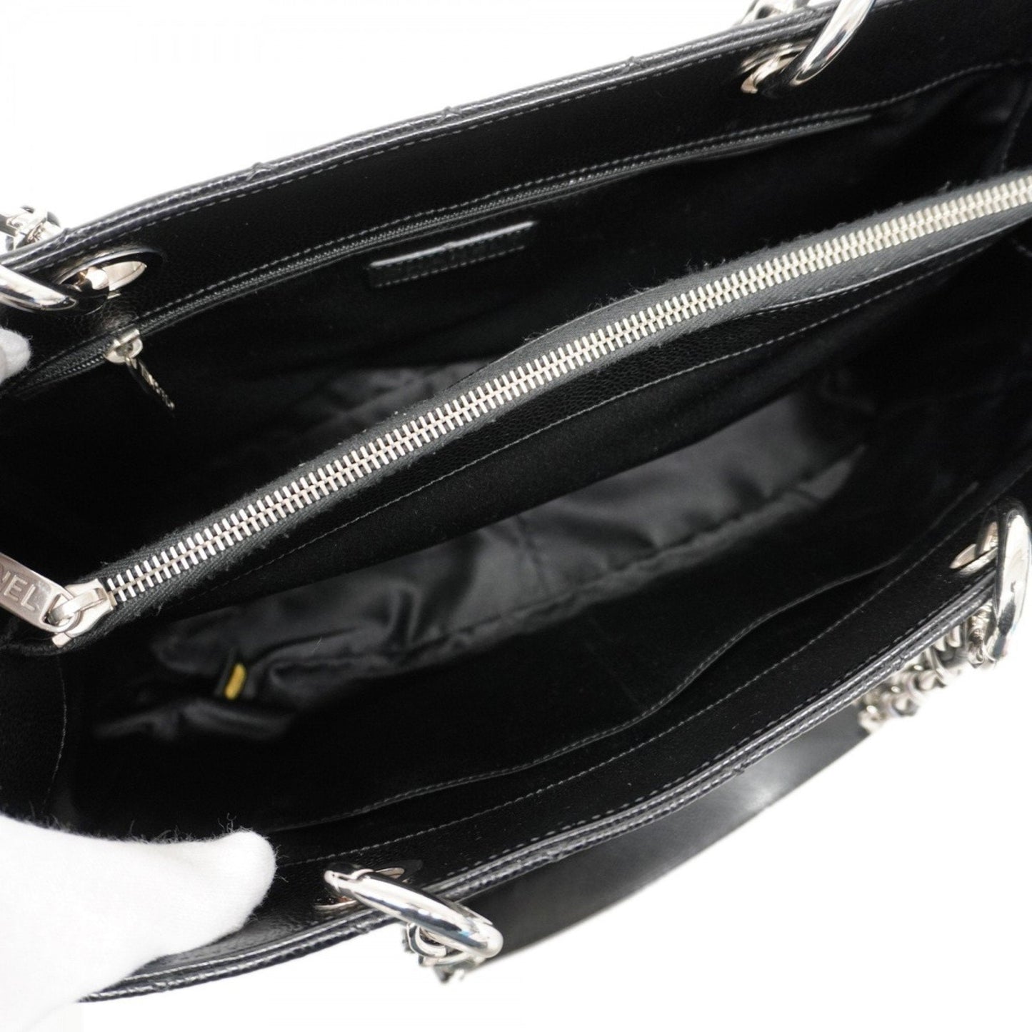 Chanel Black Grained Calfskin Tote Bag (Pre-Owned)