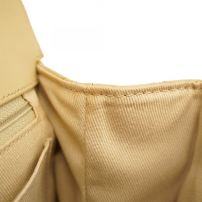 Chanel Beige Leather Shoulder Bag (Pre-Owned)