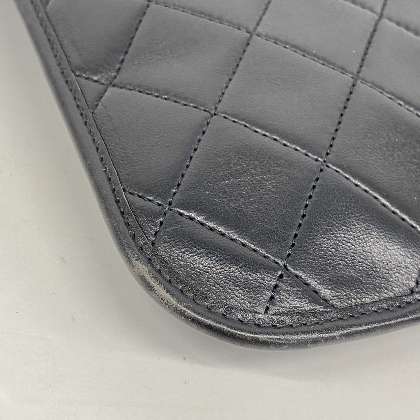 Chanel Black Leather Tote Bag (Pre-Owned)