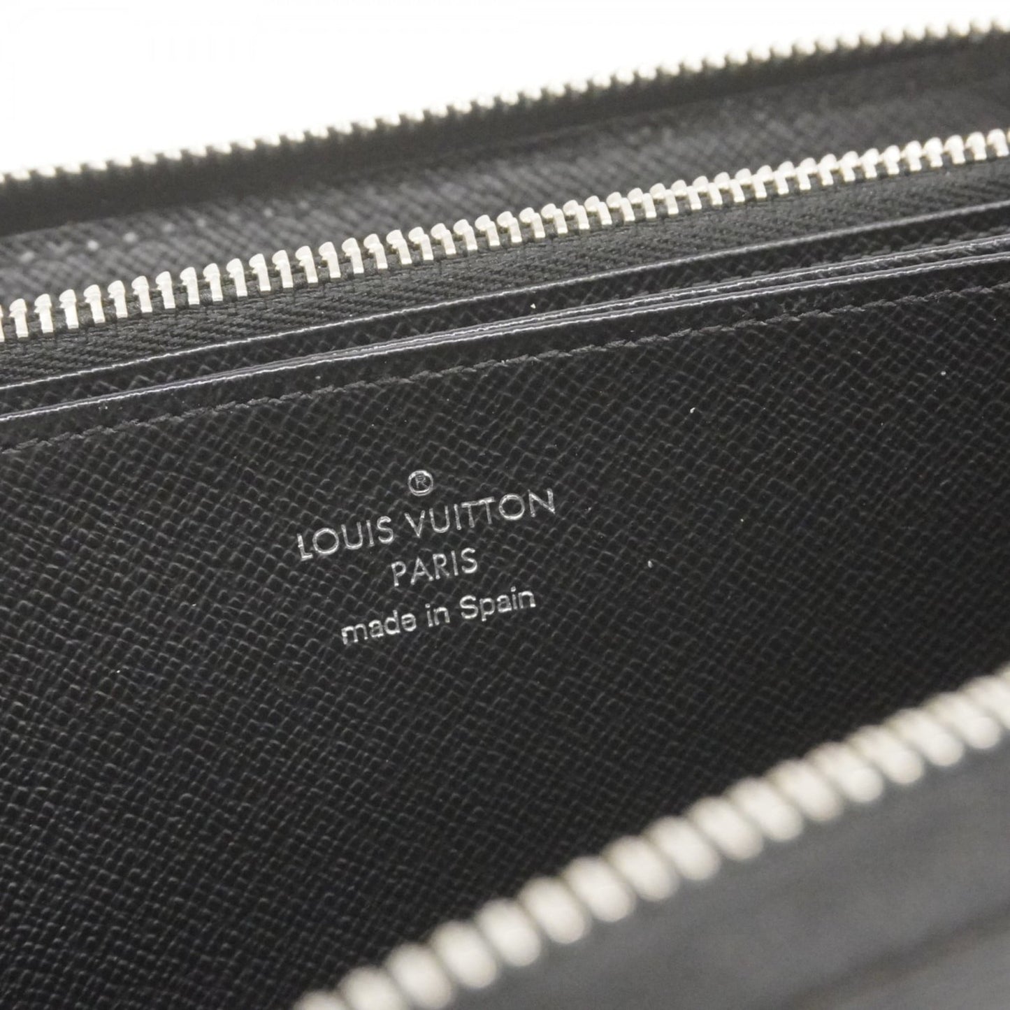 Louis Vuitton Noir Long Wallet (Bi-Fold) (Pre-Owned)