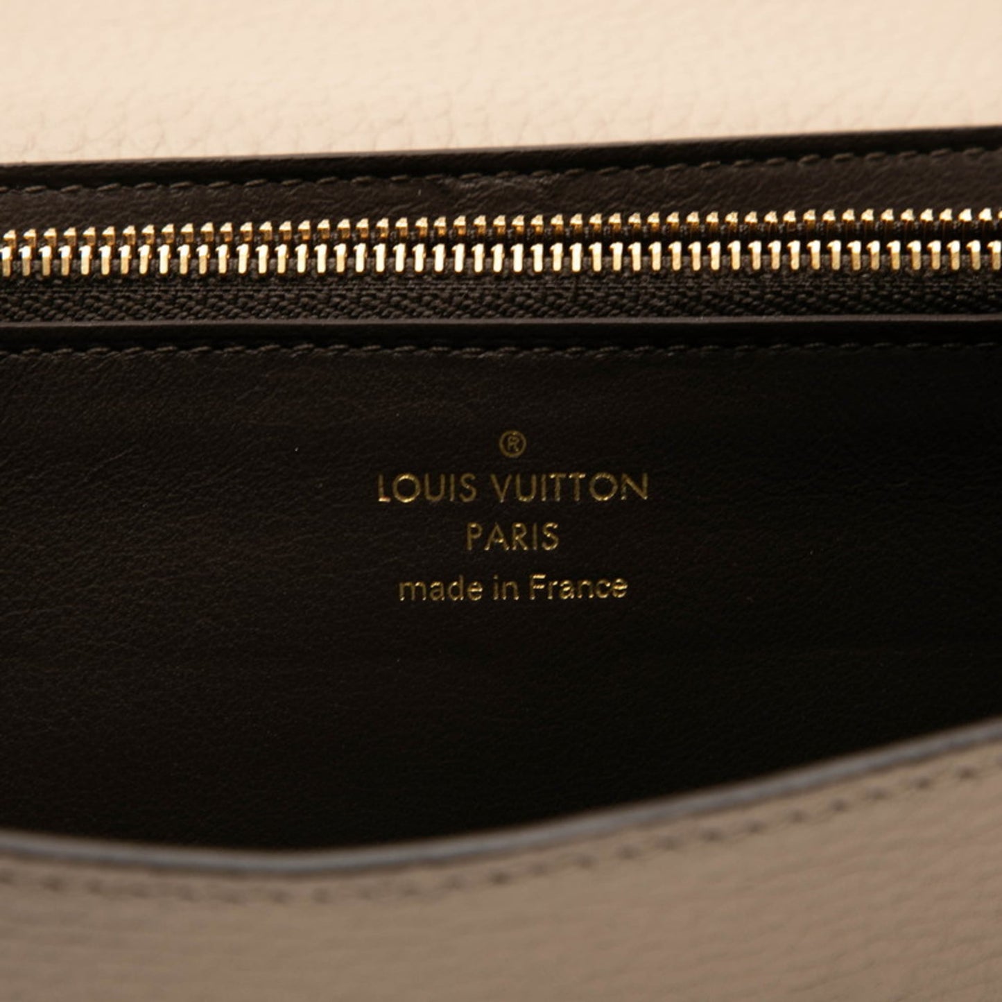 Louis Vuitton Beige Leather Long Wallet (Tri-Fold) (Pre-Owned)