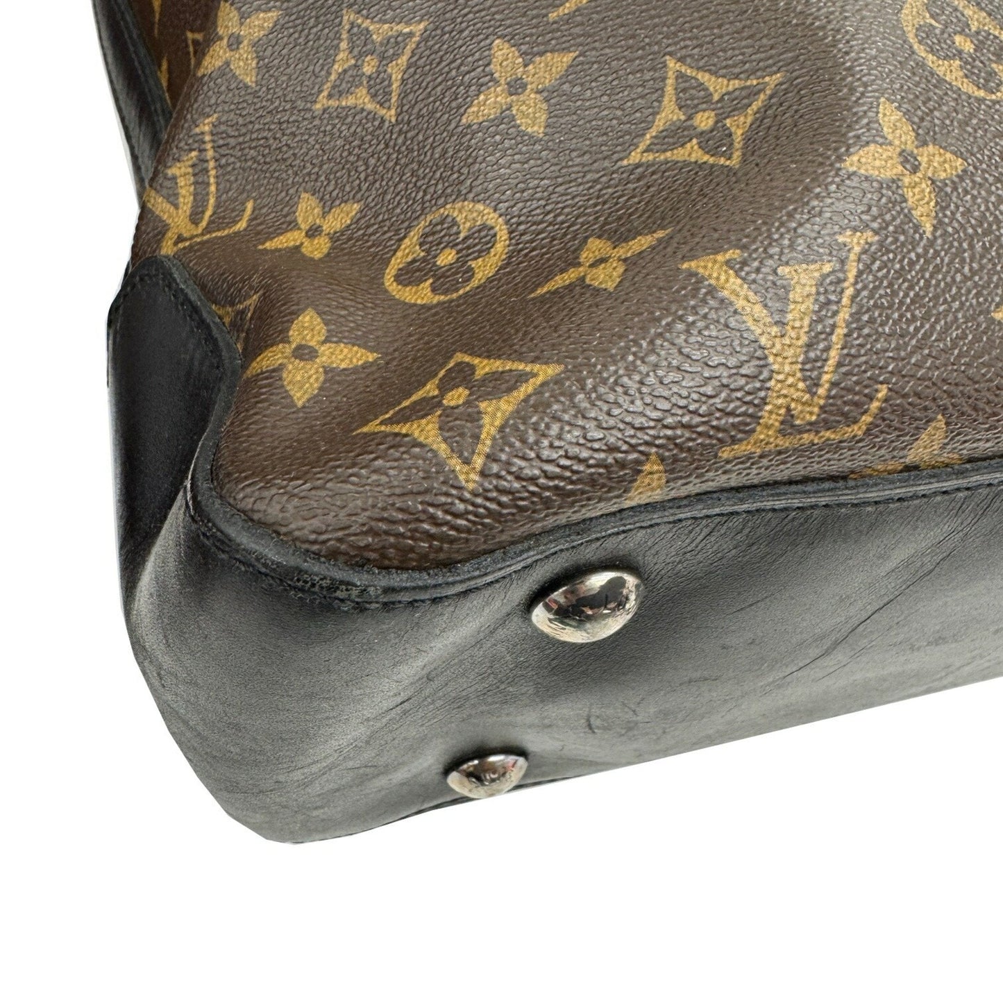 Louis Vuitton Brown Monogram Monogram Shoulder Bag (Pre-Owned)