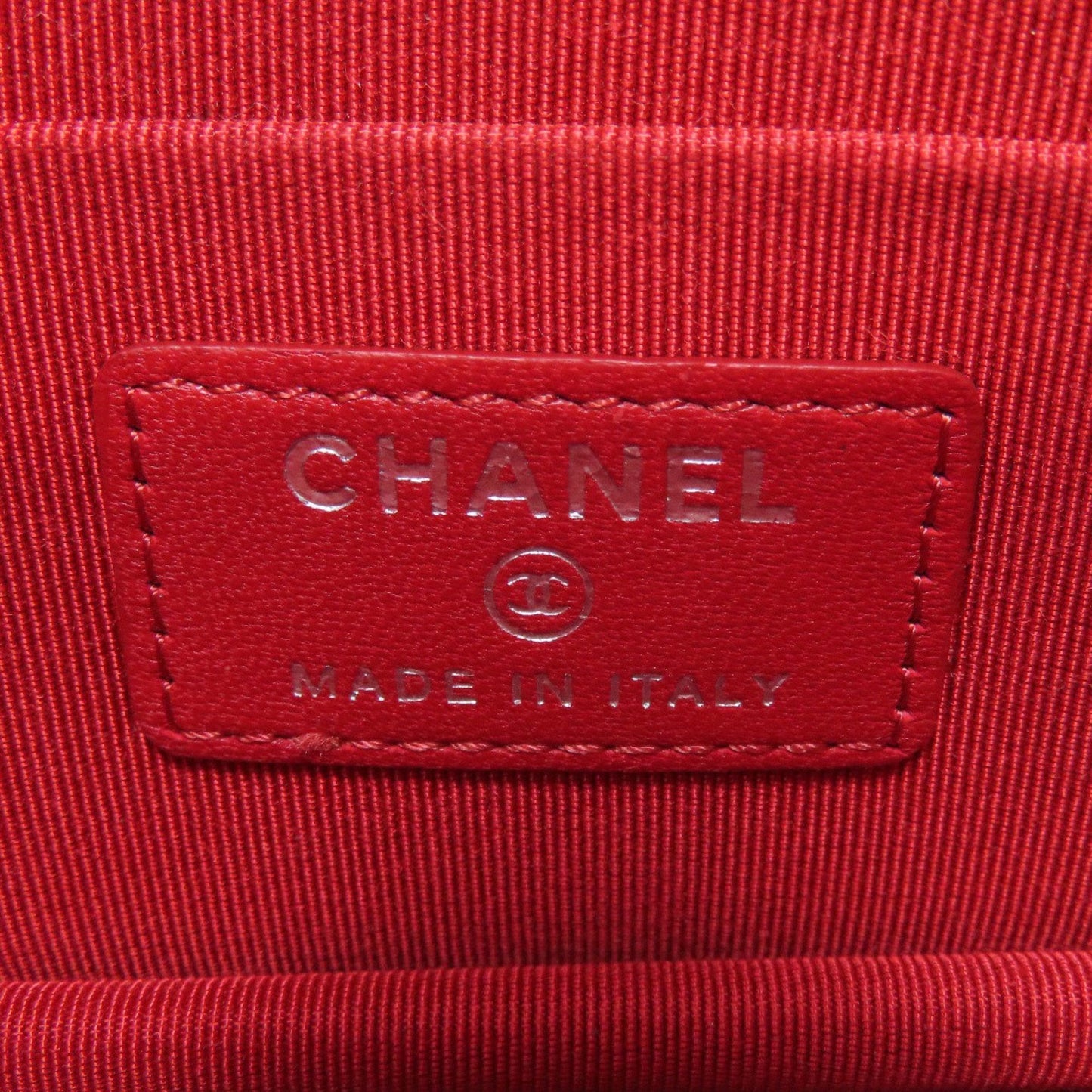 Chanel Matelasse Red Color Leather Wallet (Bi-Fold) (Pre-Owned)