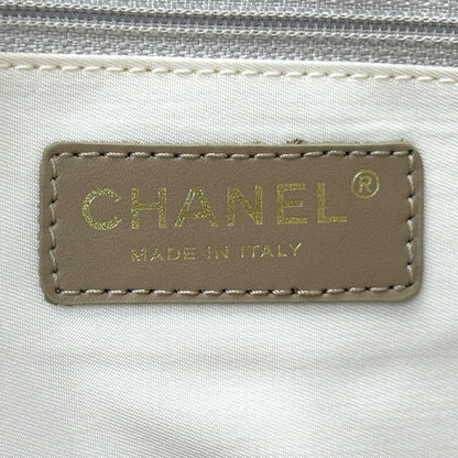 Chanel Beige Nylon Tote Bag (Pre-Owned)