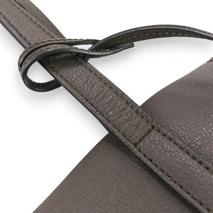 Yves Saint Laurent Gray Leather Pouch Tote Bag (Pre-Owned)