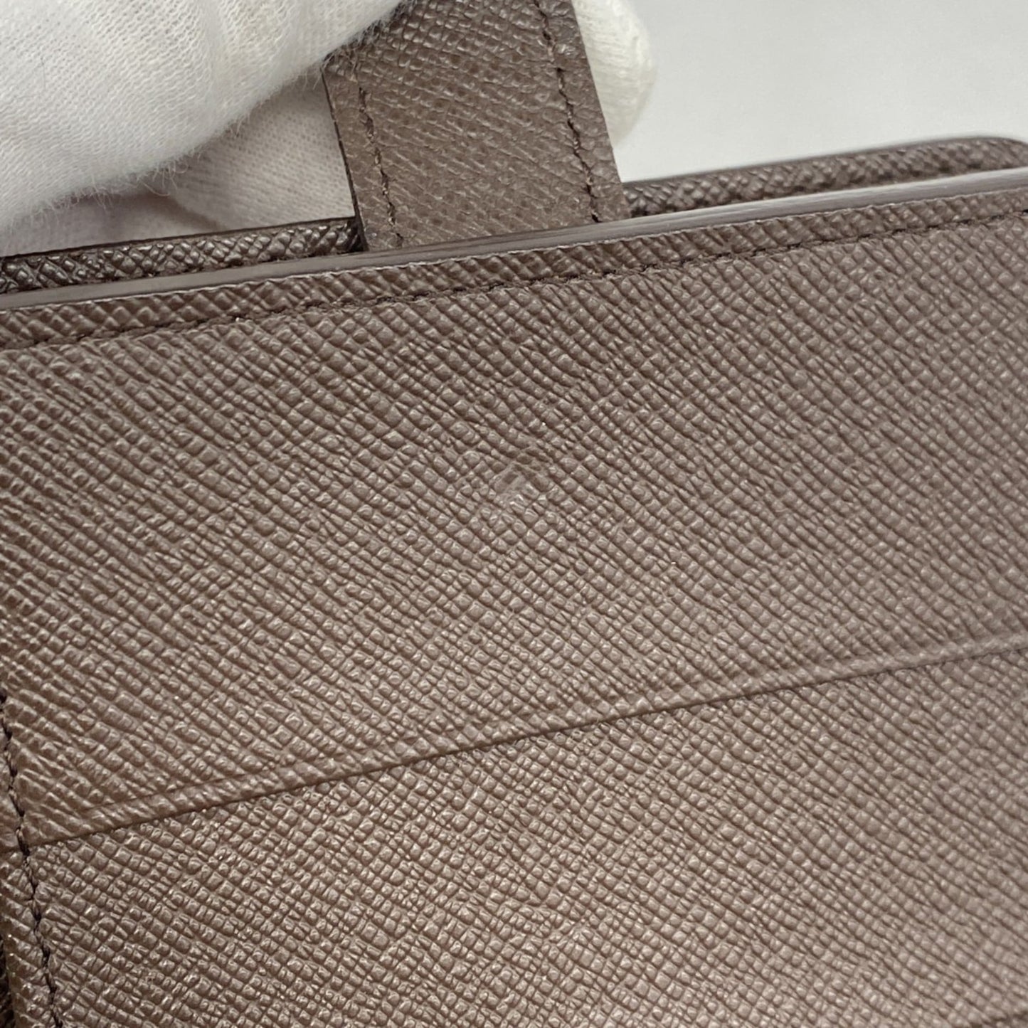 Louis Vuitton Ebene Wallet (Bi-Fold) (Pre-Owned)