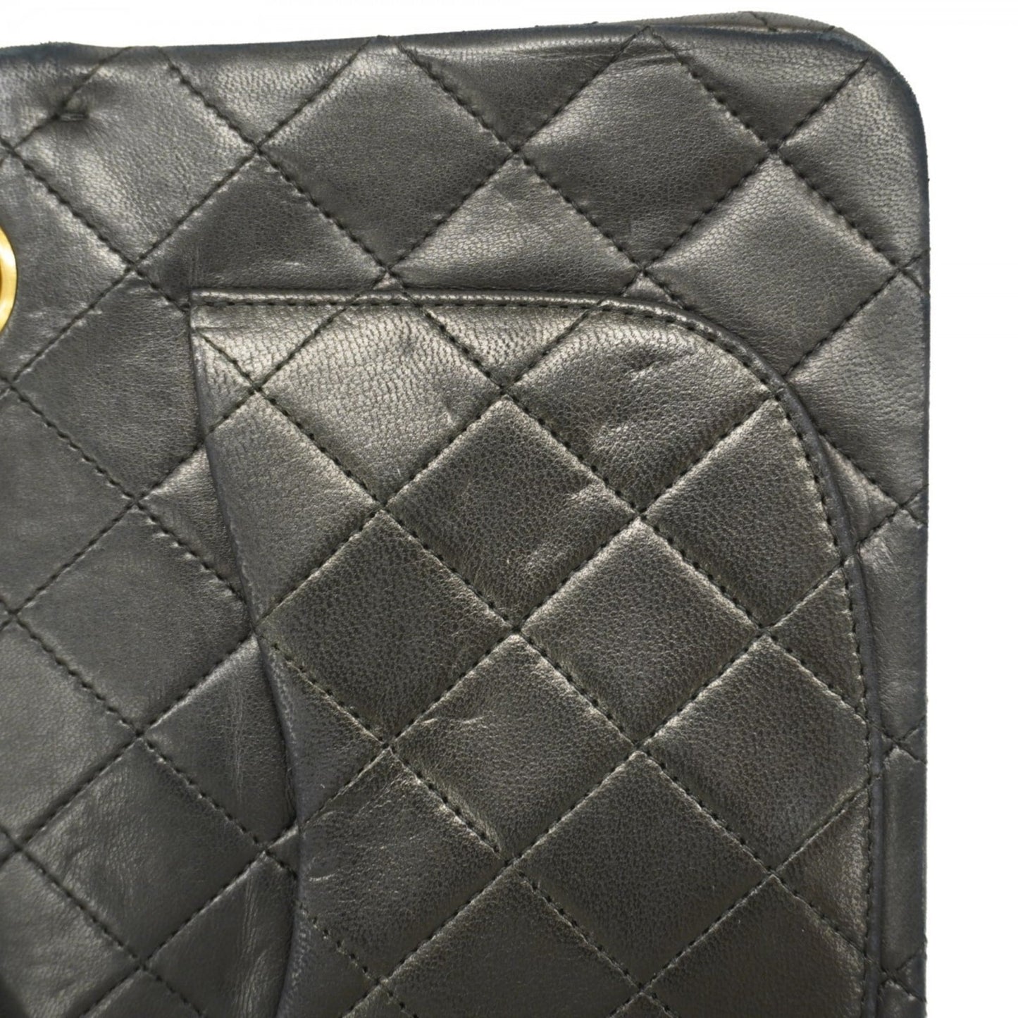 Chanel Black Leather Shoulder Bag (Pre-Owned)
