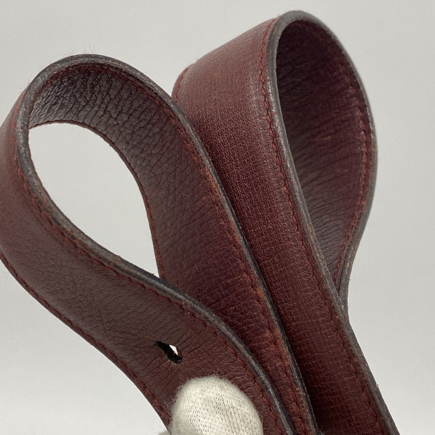 Cartier Bordeaux Leather Shoulder Bag (Pre-Owned)