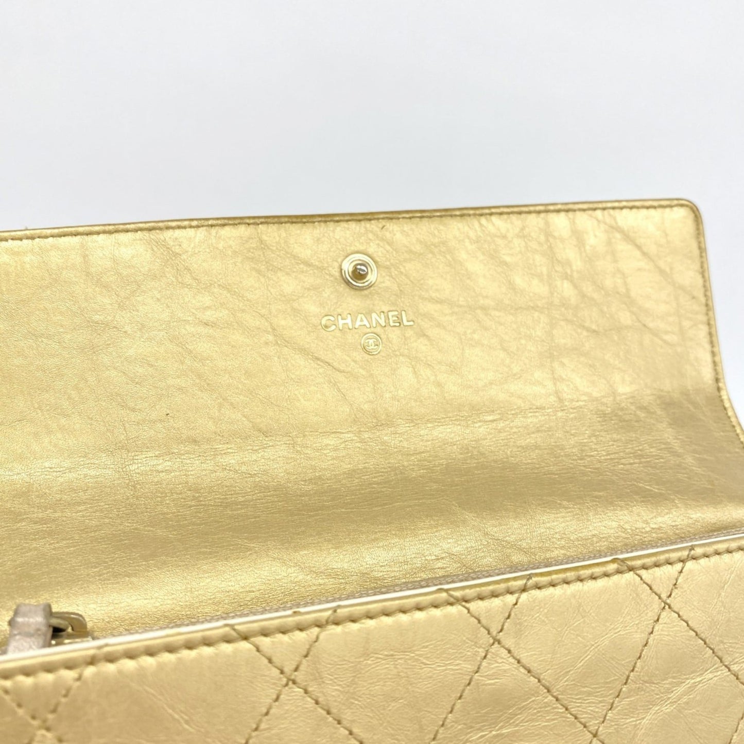 Chanel Beige Leather Long Wallet (Bi-Fold) (Pre-Owned)