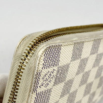 Louis Vuitton White Long Wallet (Bi-Fold) (Pre-Owned)