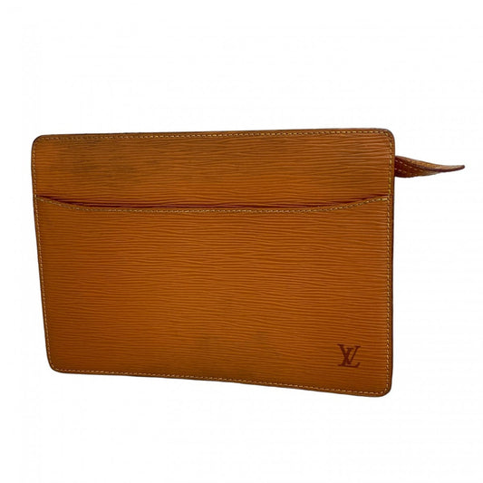 Louis Vuitton Gold Cipango Clutch Bag (Pre-Owned)