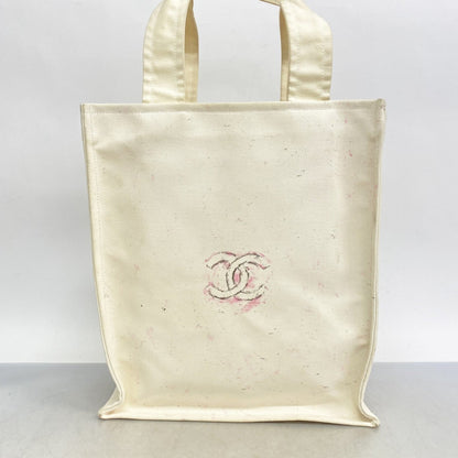 Chanel Ivory Canvas Tote Bag (Pre-Owned)