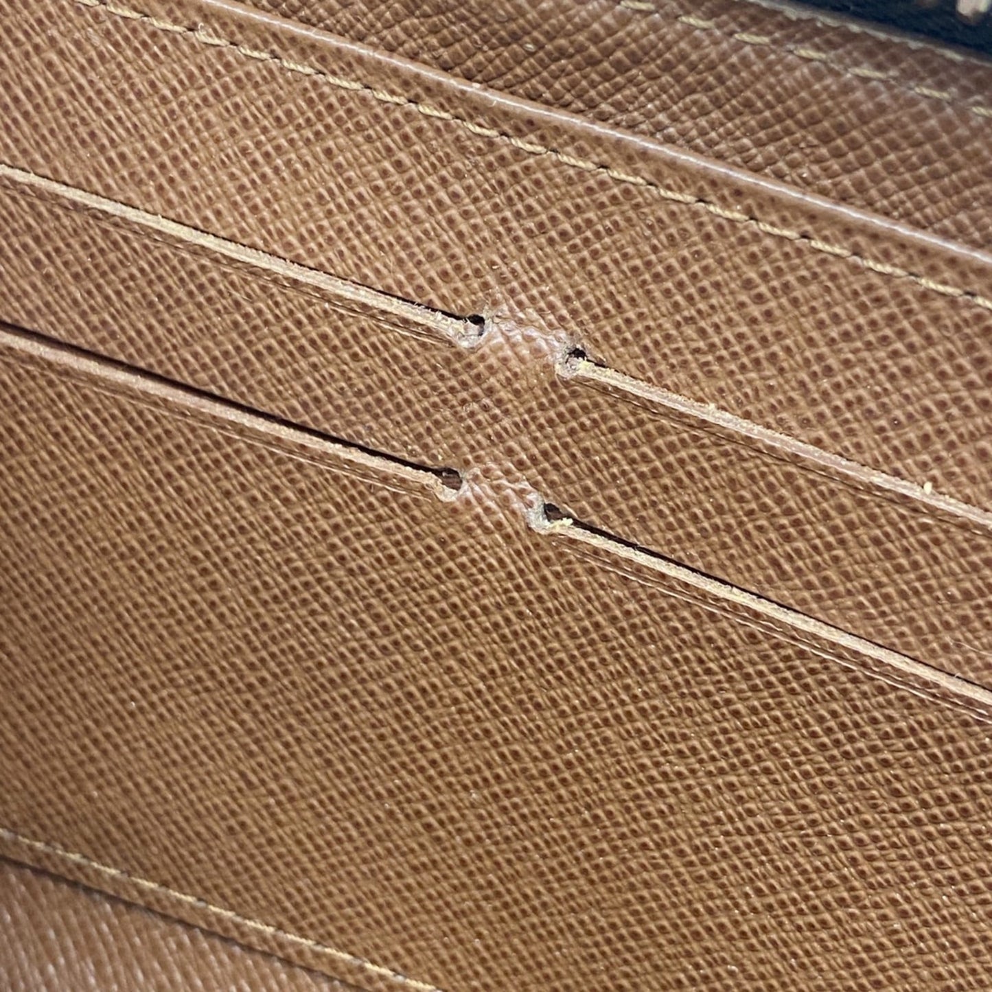 Louis Vuitton Brown Long Wallet (Bi-Fold) (Pre-Owned)