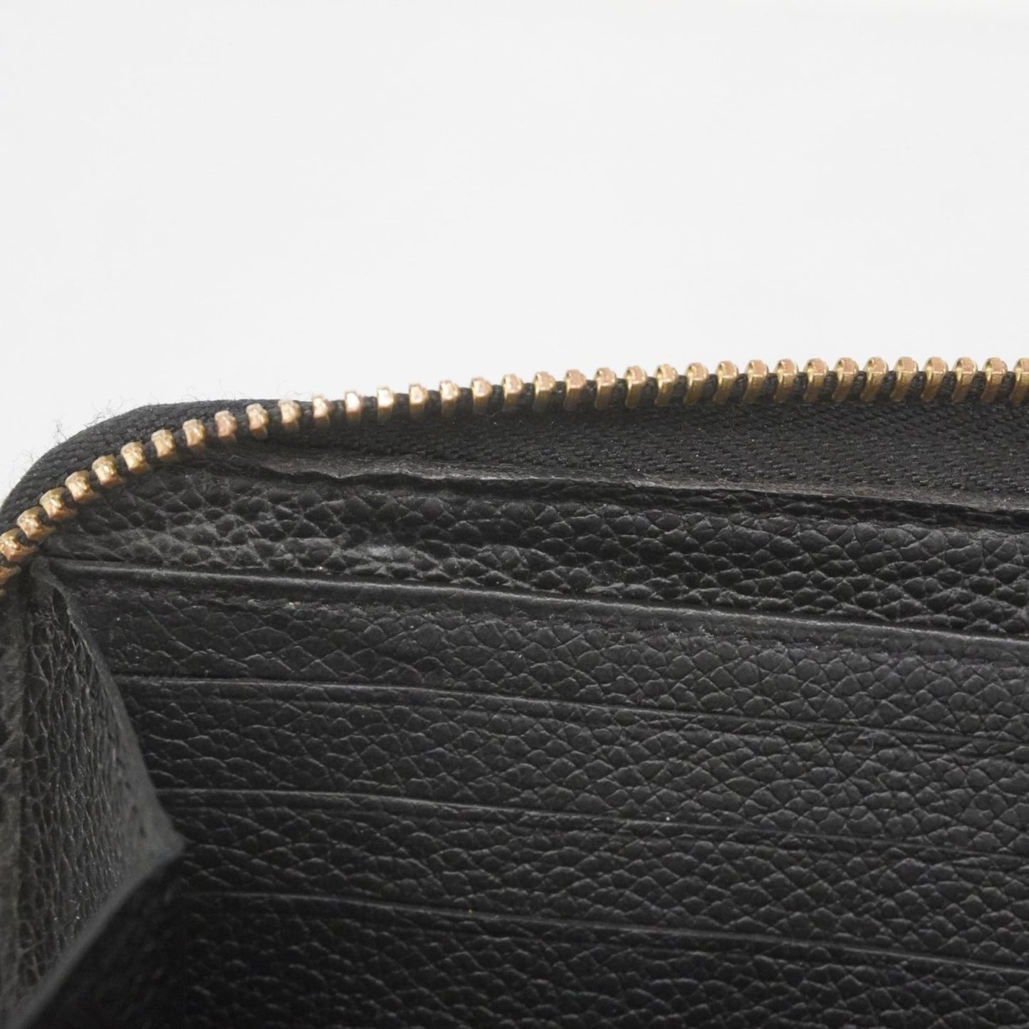 Louis Vuitton Noir Long Wallet (Bi-Fold) (Pre-Owned)