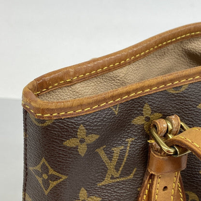 Louis Vuitton Brown Tote Bag (Pre-Owned)