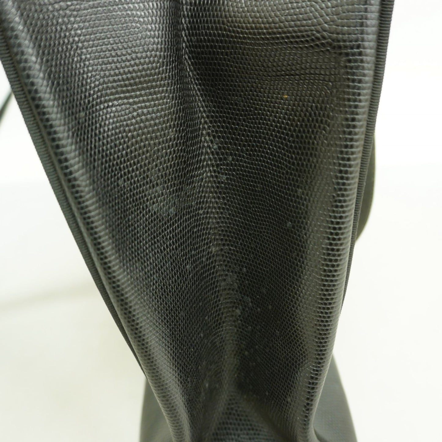 Salvatore Ferragamo Black Leather Tote Bag (Pre-Owned)