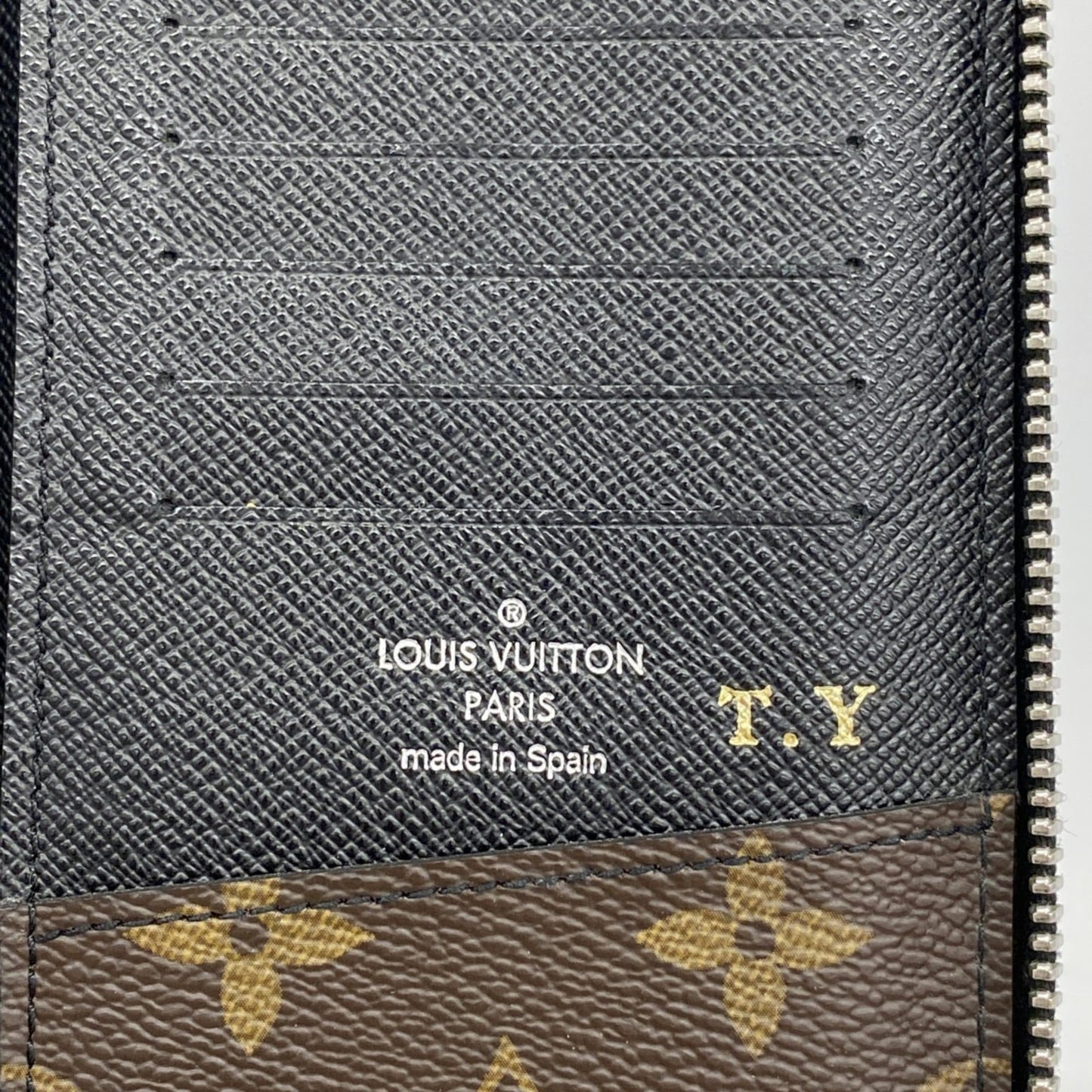 Louis Vuitton Black Brown Long Wallet (Bi-Fold) (Pre-Owned)