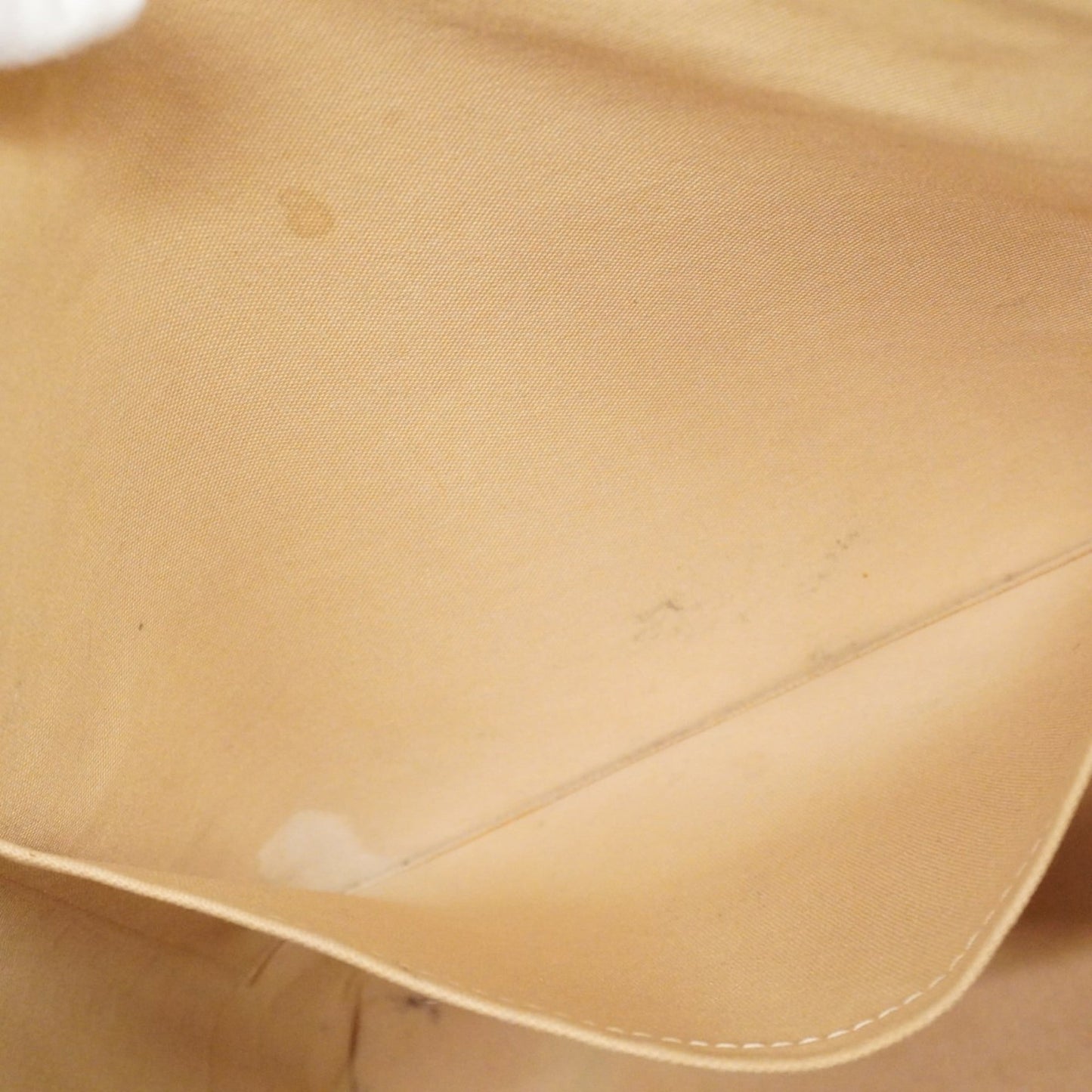 Louis Vuitton White Tote Bag (Pre-Owned)