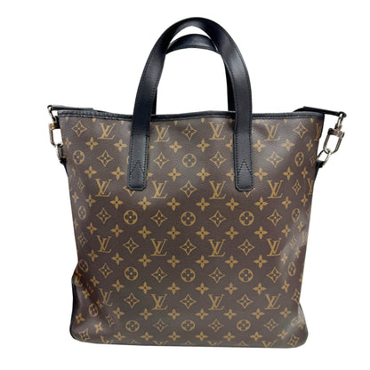 Louis Vuitton Brown Monogram Monogram Shoulder Bag (Pre-Owned)