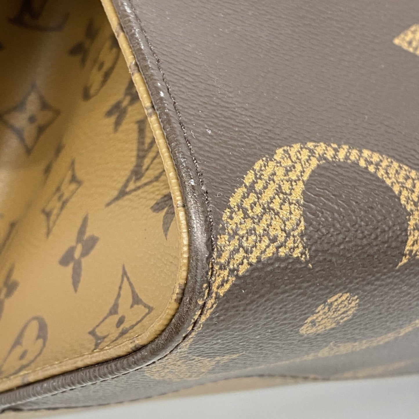 Louis Vuitton Brown Tote Bag (Pre-Owned)