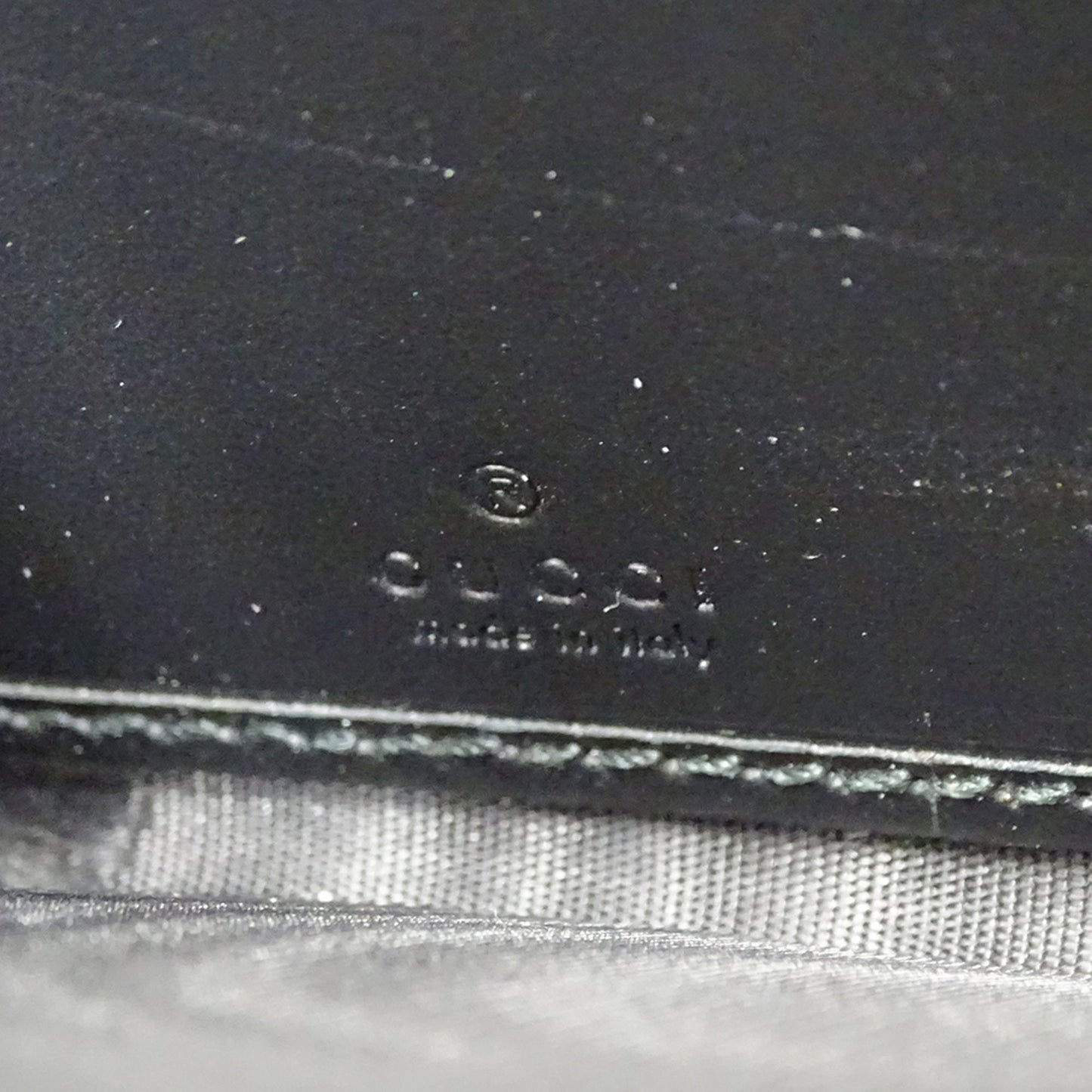 Gucci Black Leather Long Wallet (Bi-Fold) (Pre-Owned)