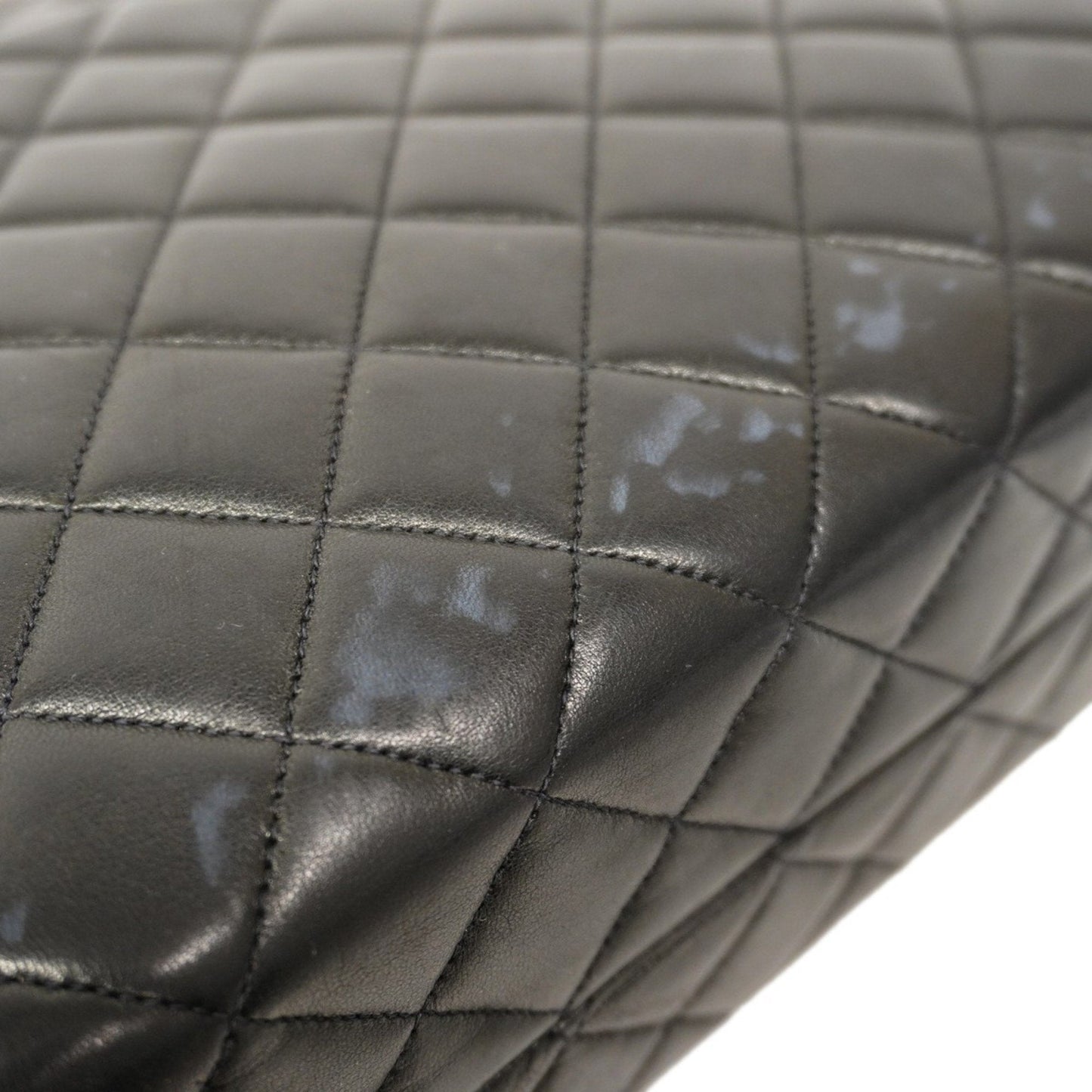 Chanel Black Leather Tote Bag (Pre-Owned)